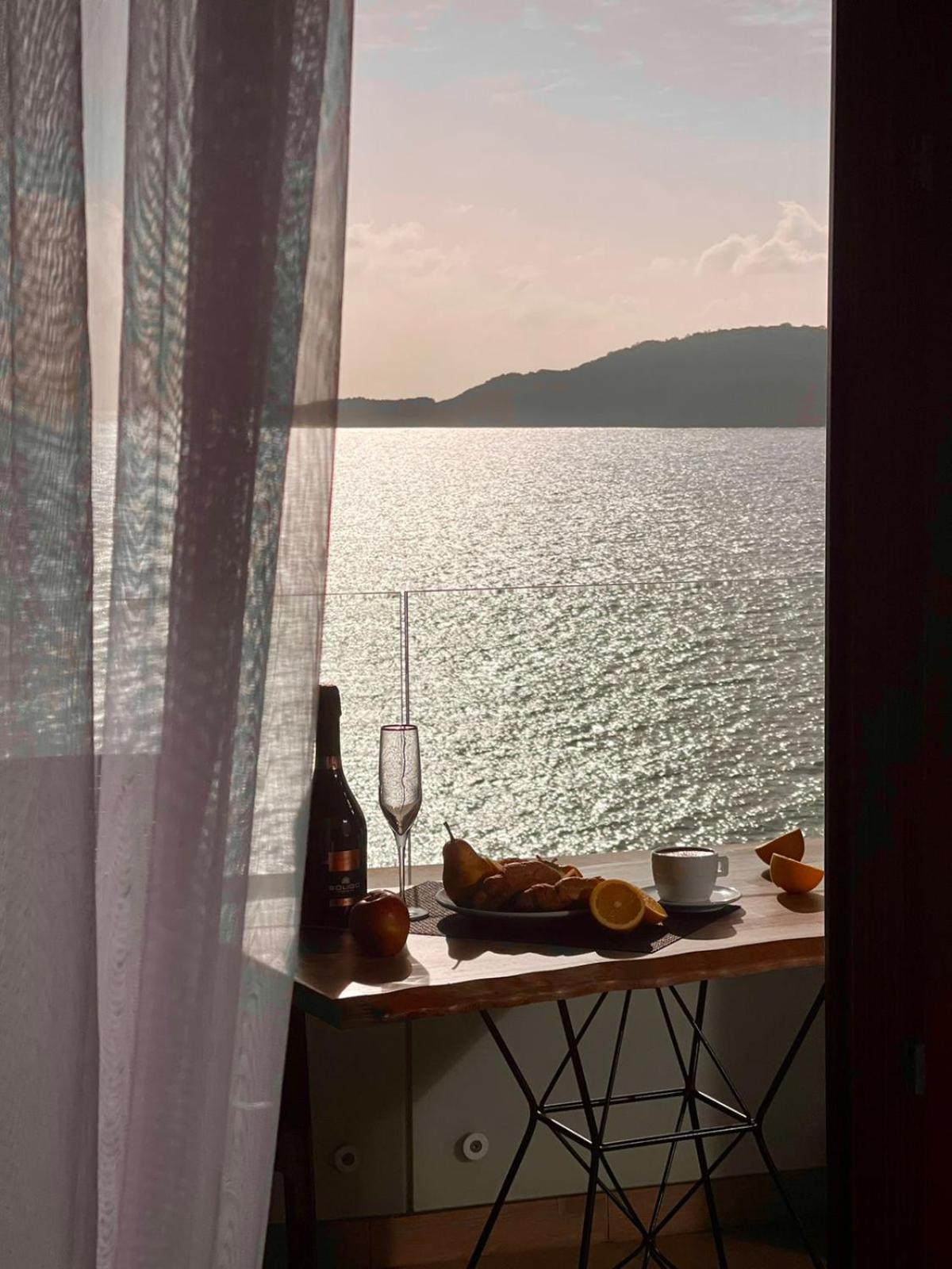 Maresia Boutique Suites Budva Bagian luar foto