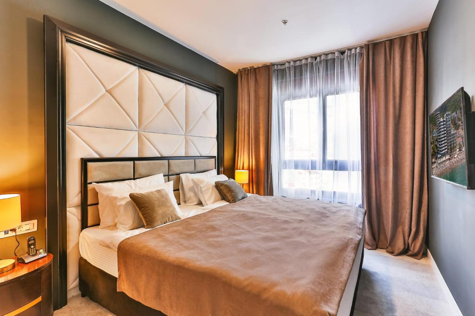 Maresia Boutique Suites Budva Bagian luar foto