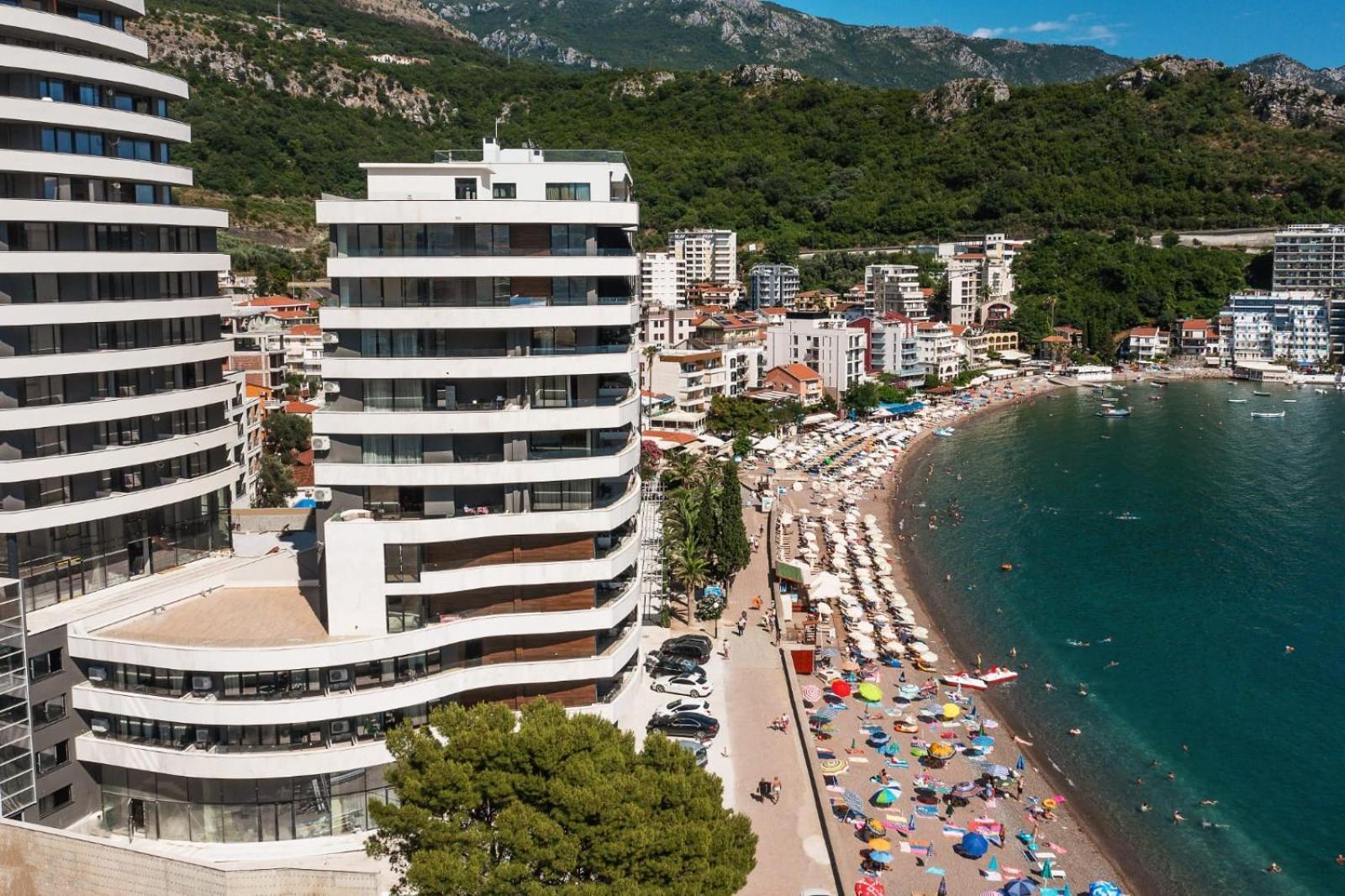 Maresia Boutique Suites Budva Bagian luar foto